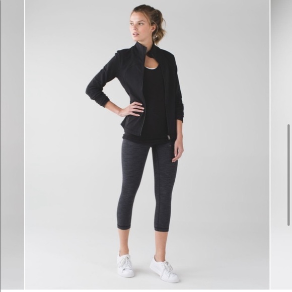 Lululemon Wunder Under Crop (Hi-Rise) *21" - Picture 5 of 10